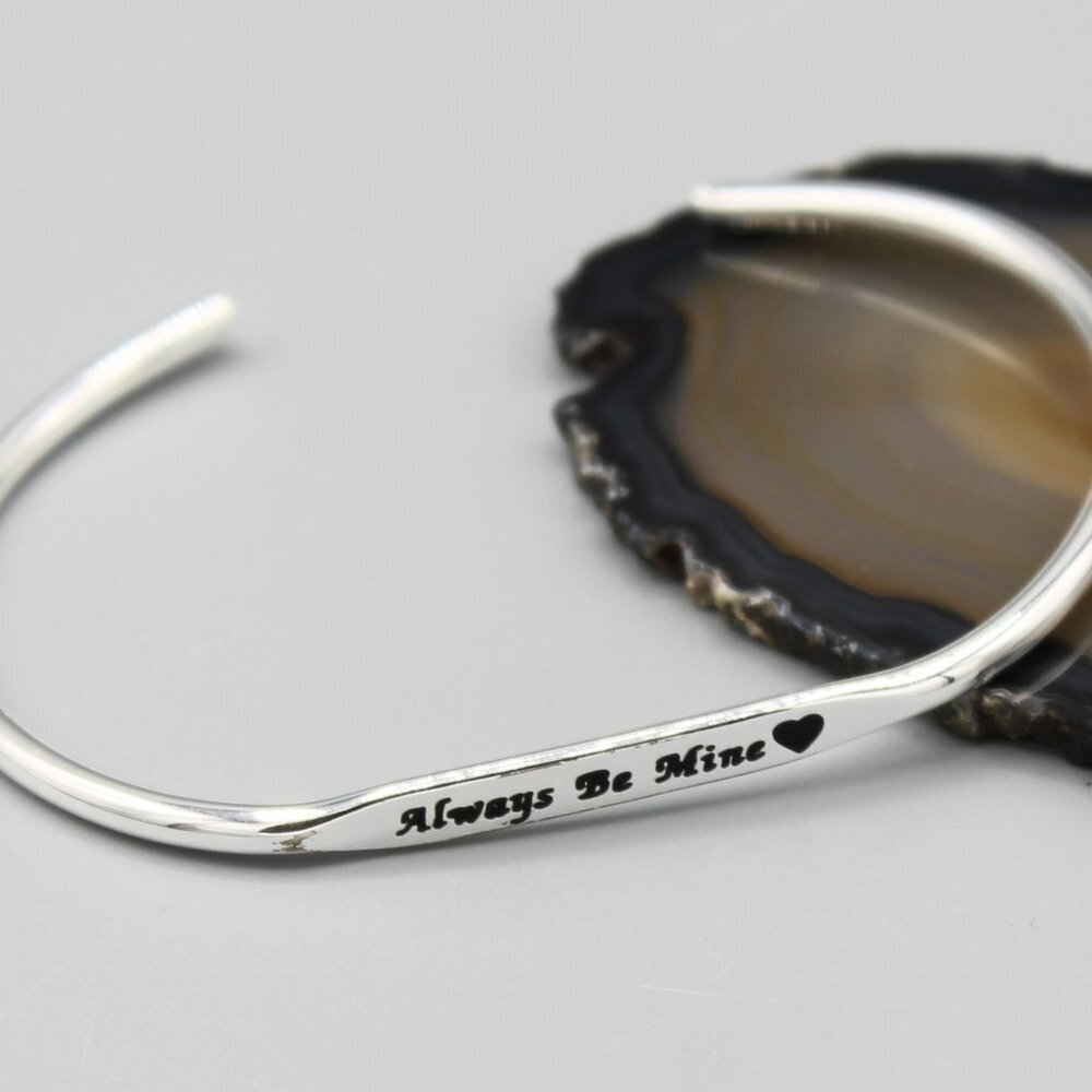 Jewelry bracelet cuff Always be Mine heart love romantic dainty minimalist new